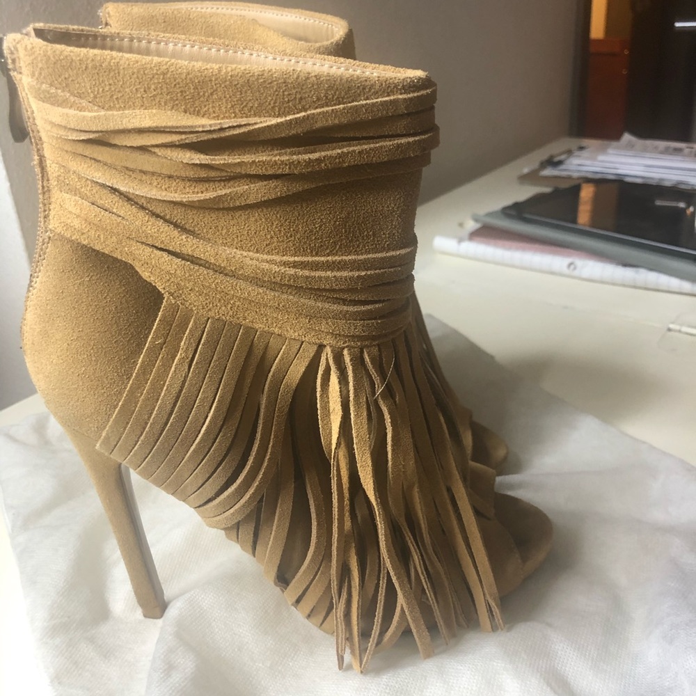 Sandals - Picture 3 of 5